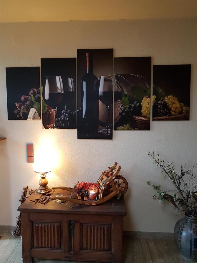 Ferienweinhaus Roemer-Knodt 克罗夫 外观 照片